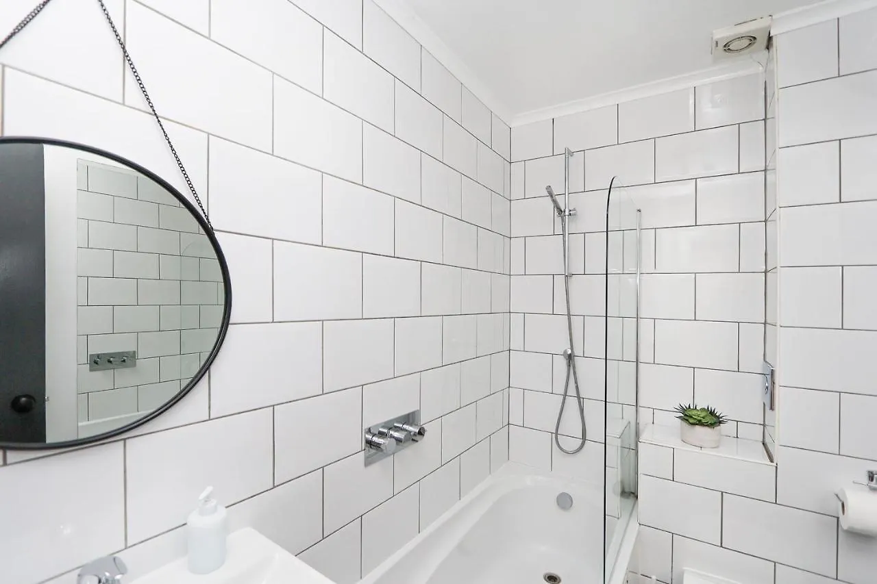 Just-Renovated Flat In The Centre Of Shoreditch! Londres