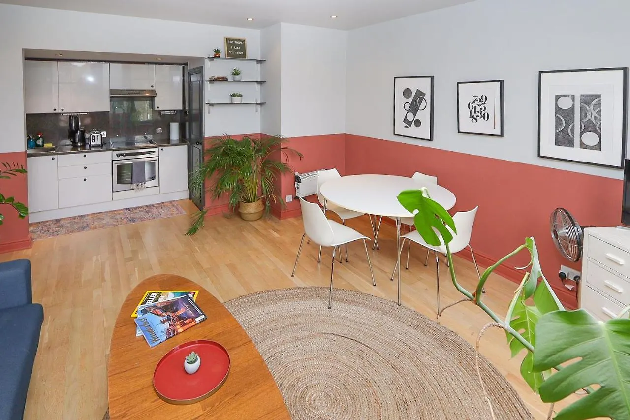 Apartment Just-Renovated Flat In The Centre Of Shoreditch! London